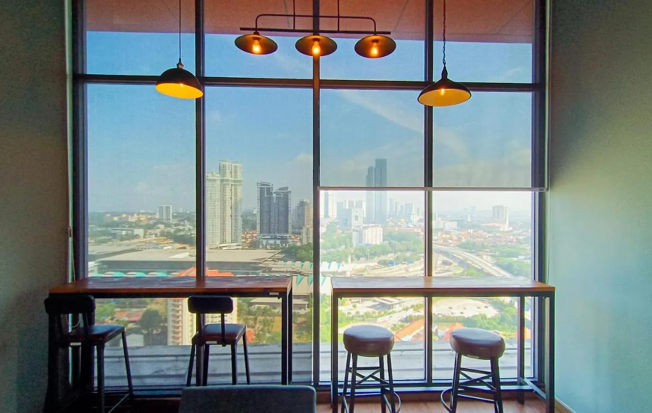 Apartment Loft Suite Seaview Near Johor Bahru Custom 7 Pax