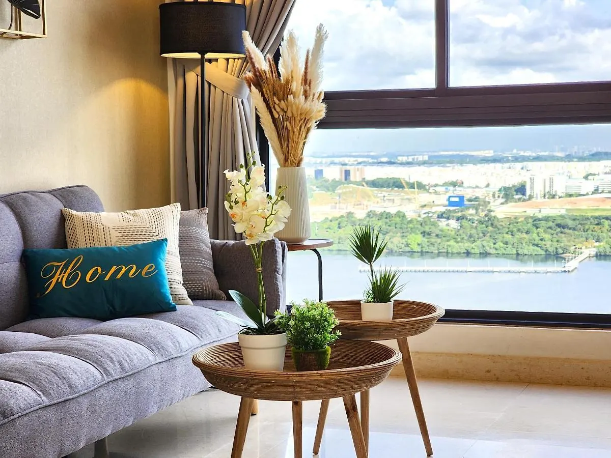 Loft Suite Seaview Near Johor Bahru Custom 7 Pax 0*,  Malaysia