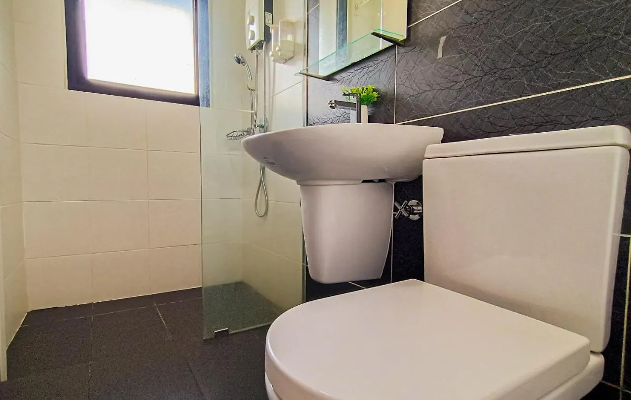 Loft Suite Seaview Near Johor Bahru Custom 7 Pax