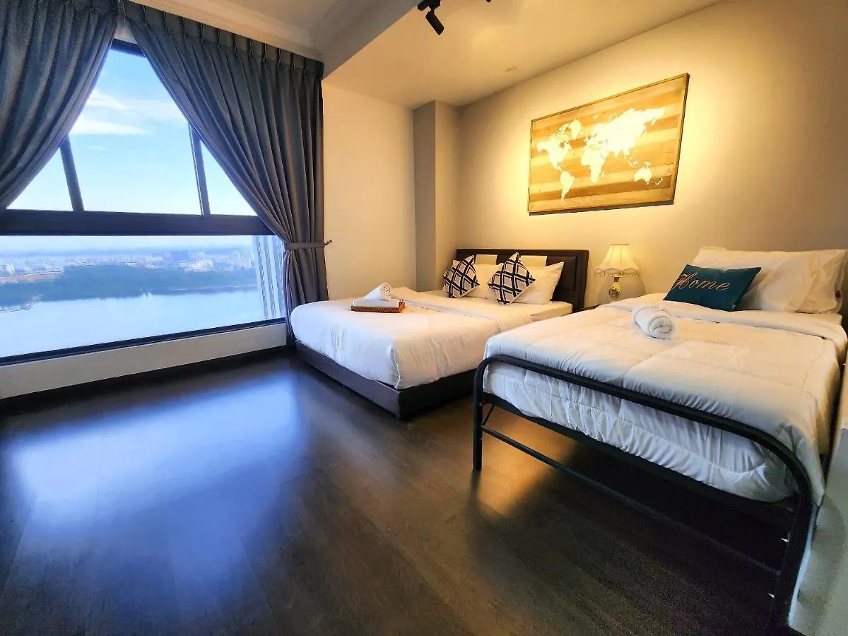 Loft Suite Seaview Near Johor Bahru Custom 7 Pax 0*,  Malaysia